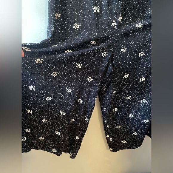 ASOS jumpsuit - Picture 3 of 9